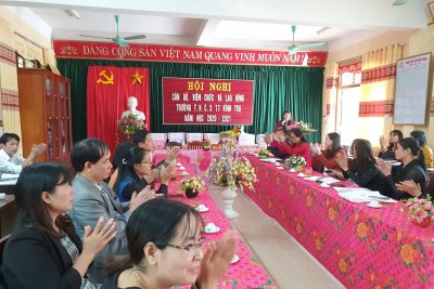 Hội nghị cán bộ, công chức, viên chức và lao động năm học