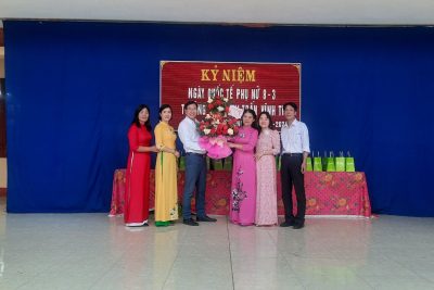 Trường THCS thị trấn Vĩnh Trụ kỷ niệm ngày Quốc tế Phụ