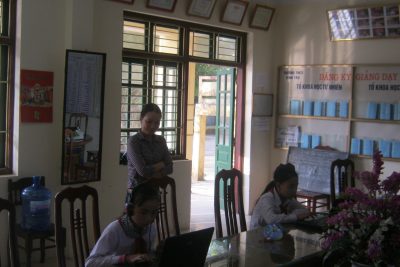 Trường THCS Vĩnh Trụ thi omlympic tiếng anh cấp trường.